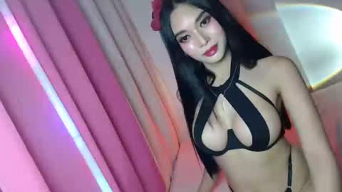 NewKarina online show from 12.22.24