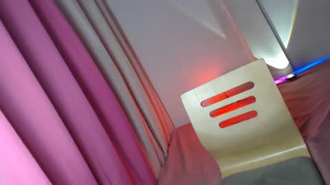 NewKarina online show from 03.11.25