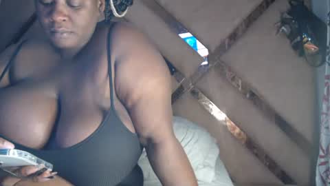 eyshaexotii online show from 09.17.25