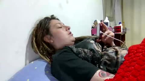 Snapshot of ezlngirl chatting on 02.09.26 Aimee online show from 02.09.26