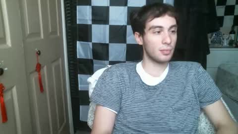 Ezra Naamah online show from 02.22.25