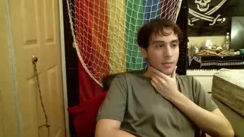 Ezra Naamah online show from 12.05.25