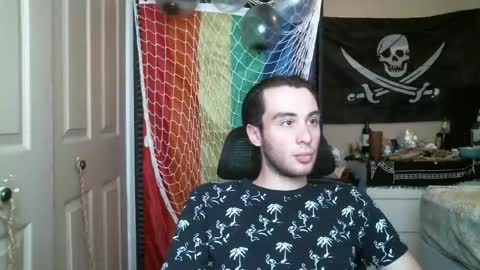 Ezra Naamah online show from 04.07.26