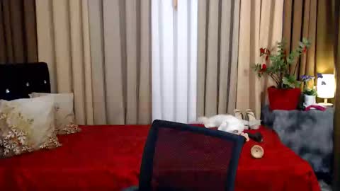 UR SWEET EZRA online show from 02.19.25