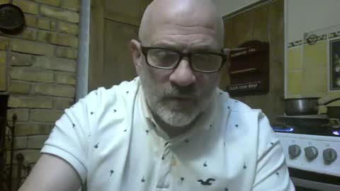 Snapshot of f1zzeek chatting on 01.11.26 f1zzeek online show from 01.11.26