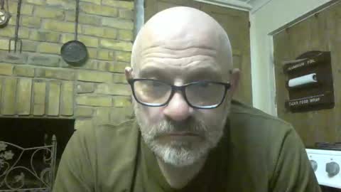 Snapshot of f1zzeek chatting on 01.15.26 f1zzeek online show from 01.15.26