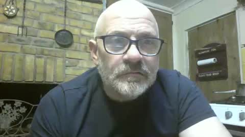 Snapshot of f1zzeek chatting on 01.17.26 f1zzeek online show from 01.17.26