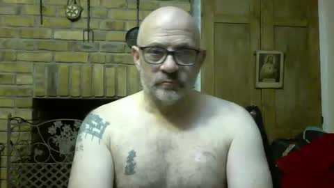 Snapshot of f1zzeek chatting on 02.03.26 f1zzeek online show from 02.03.26