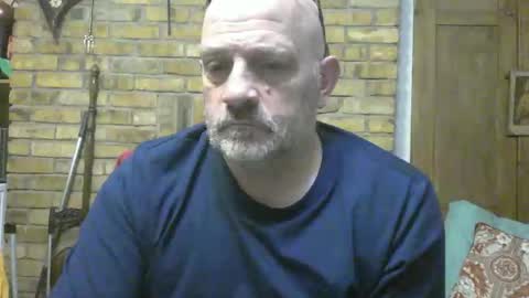 Snapshot of f1zzeek chatting on 02.26.26 f1zzeek online show from 02.26.26