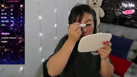 Snapshot of faberdubois1 chatting on 11.29.25 camila online show from 11.29.25