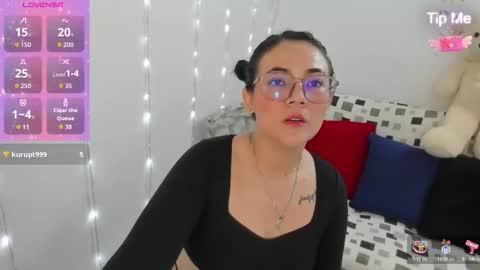 Snapshot of faberdubois1 chatting on 01.15.26 camila online show from 01.15.26