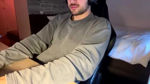 Call me bitch online show from 01.03.25