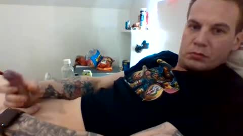 Dennis online show from 02.04.25