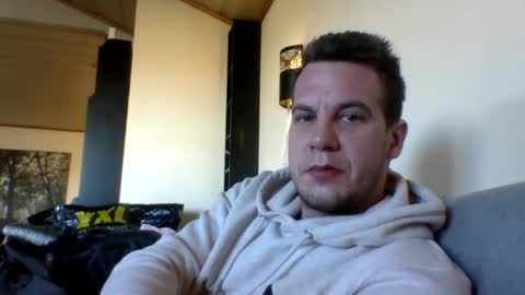 Dennis online show from 02.10.25