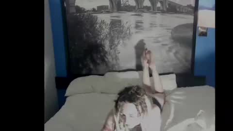 Snapshot of faexoxoxo chatting on 09.29.25 Fae online show from 09.29.25