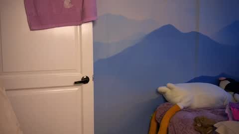 Ilona online show from 02.06.26