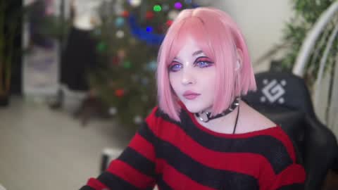 Snapshot of faith_chan chatting on 12.24.24 faith_chan online show from 12.24.24