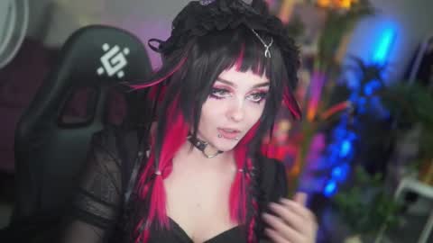 Snapshot of faith_chan chatting on 09.20.25 faith_chan online show from 09.20.25