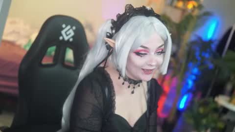 Snapshot of faith_chan chatting on 09.28.25 faith_chan online show from 09.28.25