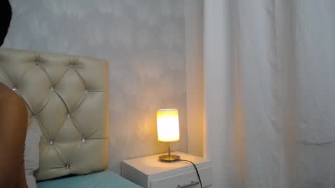 Snapshot of faith_hill chatting on 12.06.24 Faith online show from 12.06.24