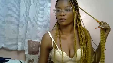 Snapshot of faizah_ chatting on 04.01.26 faizah_ online show from 04.01.26