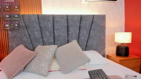  Leila.... online show from 04.07.26