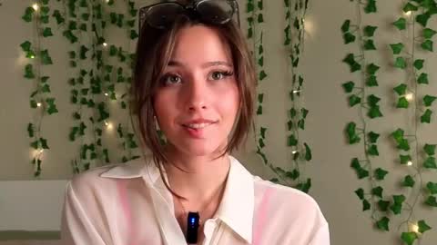 Kaori online show from 09.10.25