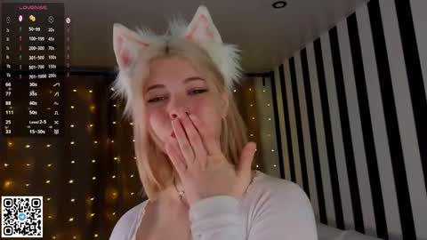 Emilia online show from 11.30.25