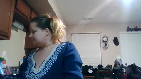 fall_flowers96 online show from 03.20.26