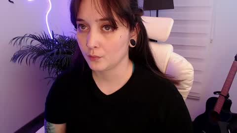 Snapshot of fallenag__ chatting on 04.06.26 OF fallenag 1 online show from 04.06.26