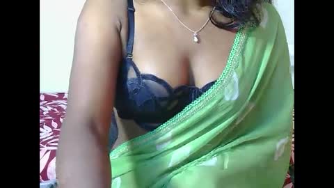 Snapshot of fancy_doll1 chatting on 01.07.26 fancy doll online show from 01.07.26