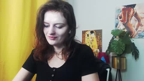 Snapshot of fancynadine chatting on 12.16.24 Nadine online show from 12.16.24