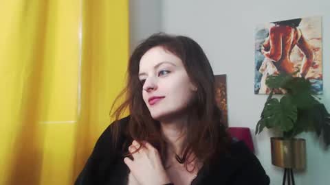 Snapshot of fancynadine chatting on 12.21.24 Nadine online show from 12.21.24