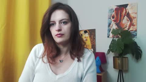 Snapshot of fancynadine chatting on 01.03.25 Nadine online show from 01.03.25