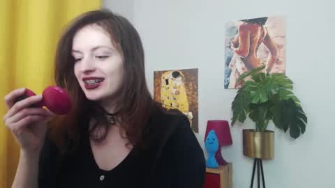 Snapshot of fancynadine chatting on 01.29.25 Nadine online show from 01.29.25