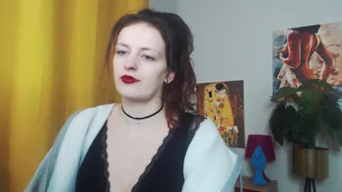 Snapshot of fancynadine chatting on 02.07.25 Nadine online show from 02.07.25