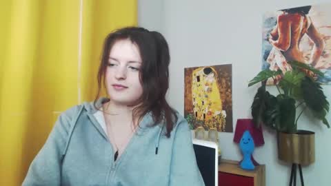 Snapshot of fancynadine chatting on 02.13.25 Nadine online show from 02.13.25