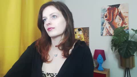 Snapshot of fancynadine chatting on 03.05.25 Nadine online show from 03.05.25