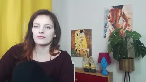 Snapshot of fancynadine chatting on 03.07.25 Nadine online show from 03.07.25