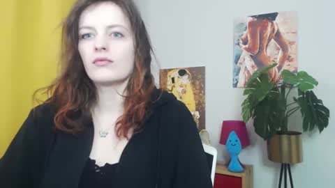 Snapshot of fancynadine chatting on 03.10.25 Nadine online show from 03.10.25