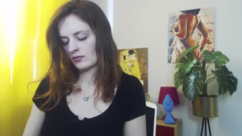 Snapshot of fancynadine chatting on 03.10.25 Nadine online show from 03.10.25