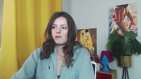 Snapshot of fancynadine chatting on 09.17.25 Nadine online show from 09.17.25