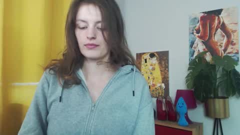 Snapshot of fancynadine chatting on 09.24.25 Nadine online show from 09.24.25