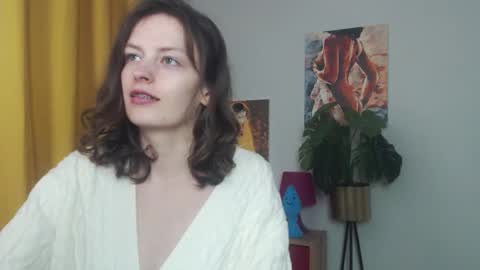 Snapshot of fancynadine chatting on 10.13.25 Nadine online show from 10.13.25