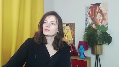 Snapshot of fancynadine chatting on 10.15.25 Nadine online show from 10.15.25