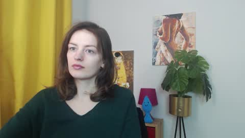 Snapshot of fancynadine chatting on 11.26.25 Nadine online show from 11.26.25