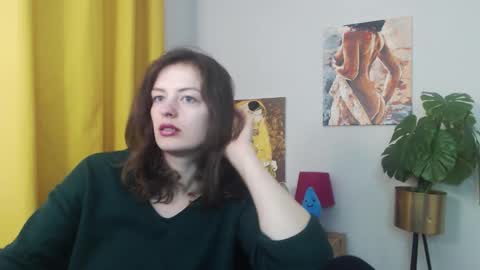 Snapshot of fancynadine chatting on 12.03.25 Nadine online show from 12.03.25