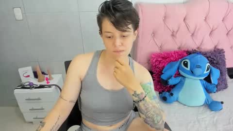 FANNY online show from 12.19.25