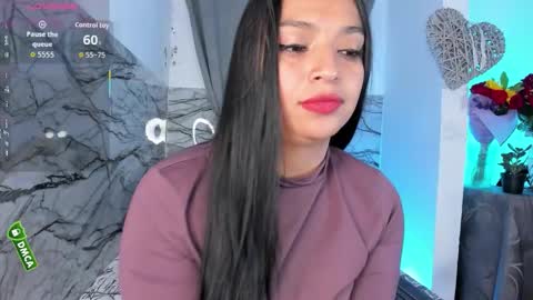 Snapshot of fantasy_33 chatting on 10.23.25 fantasy online show from 10.23.25