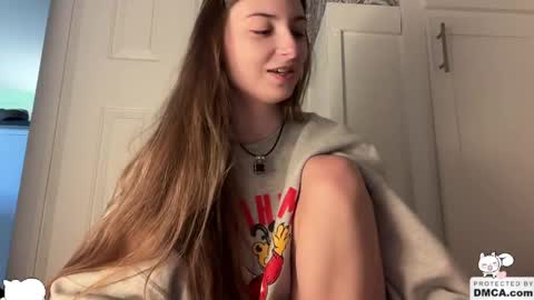 Snapshot of fantasyella chatting on 05.25.26 Ella online show from 05.25.26